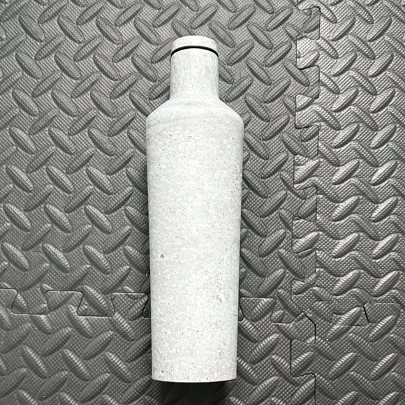 Corkcicle Other - Corkcicle Light Gray Stoneware look Bottle